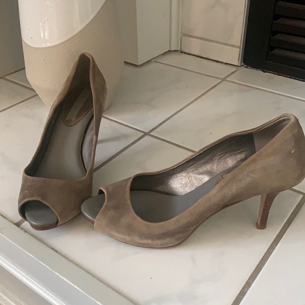 Banana Republic Heels
